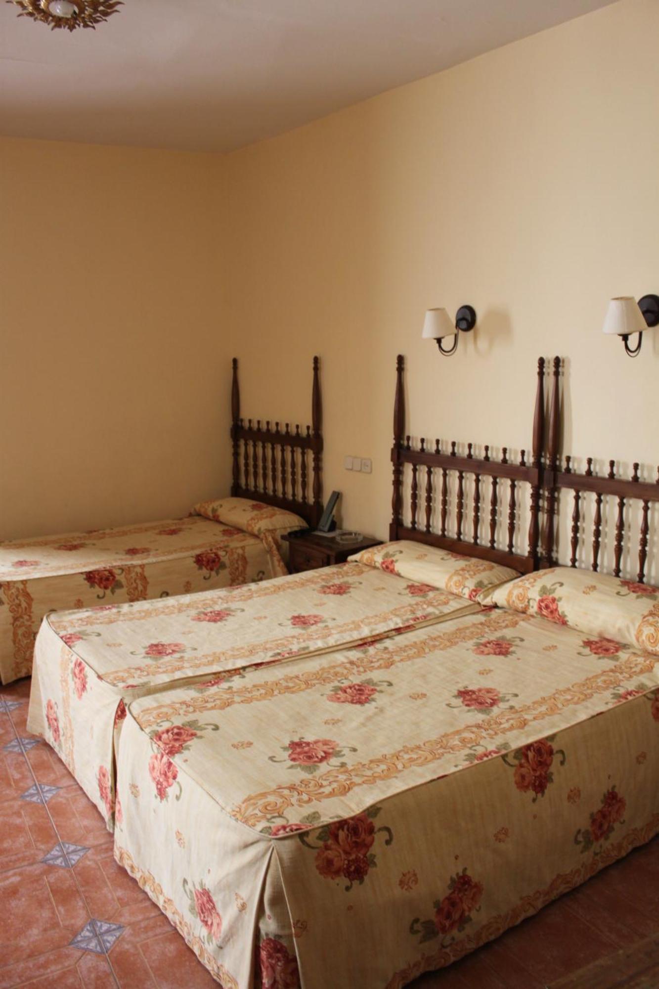 Hotel Rey Nino Ávila Buitenkant foto