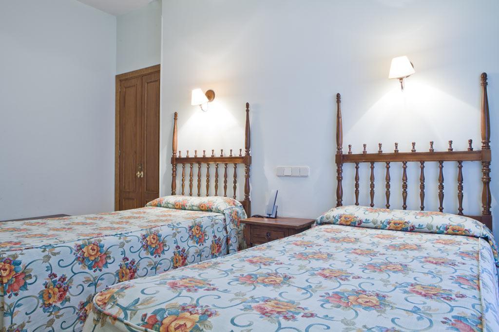 Hotel Rey Nino Ávila Buitenkant foto