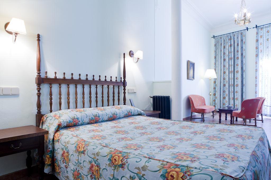 Hotel Rey Nino Ávila Buitenkant foto