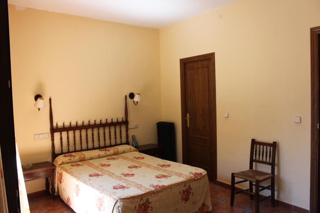 Hotel Rey Nino Ávila Buitenkant foto