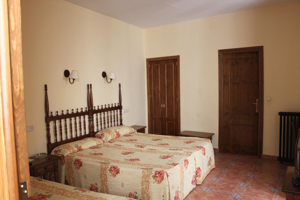 Hotel Rey Nino Ávila Buitenkant foto